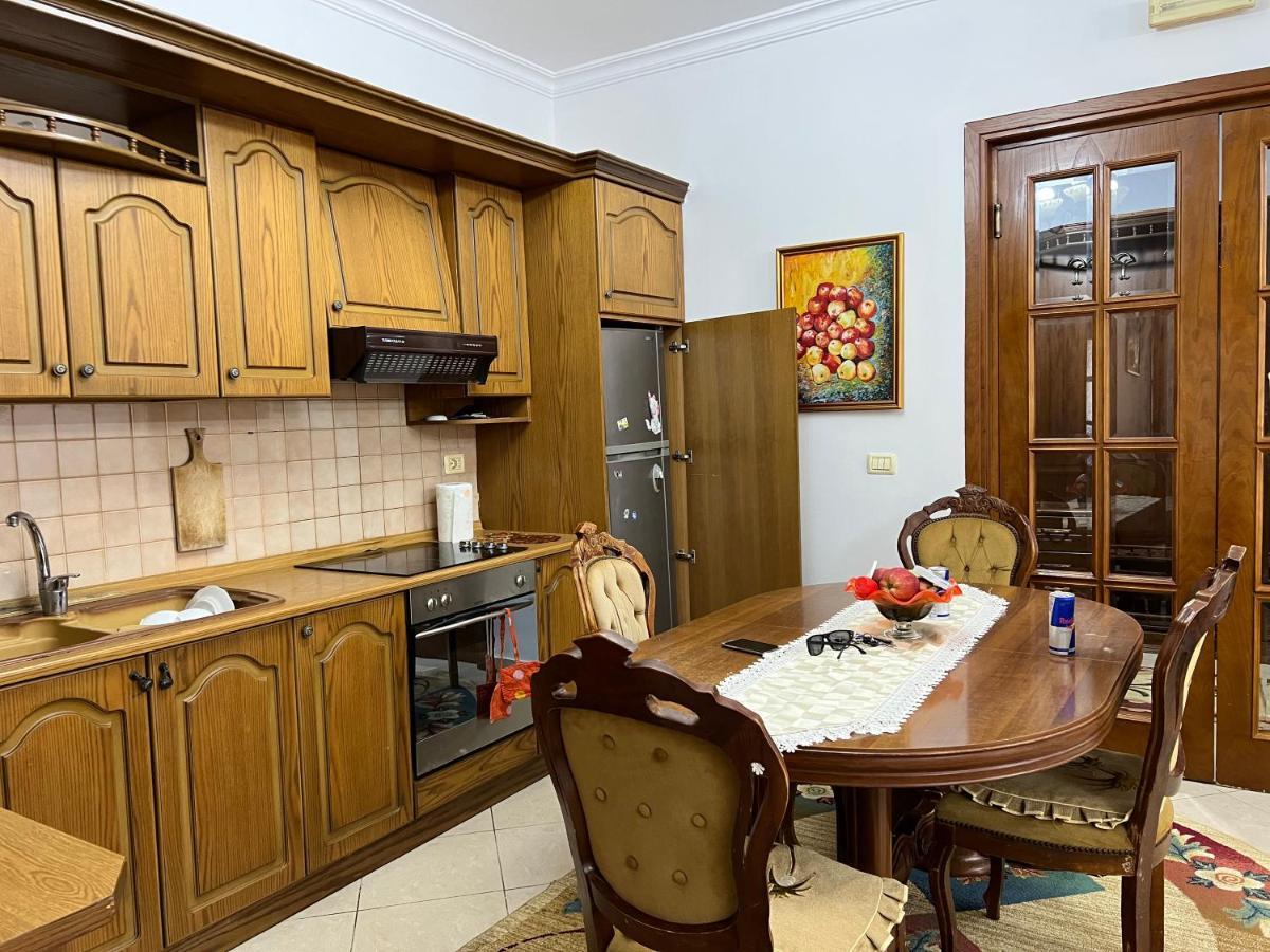 Entire Apartment Castle View Berati Exterior foto