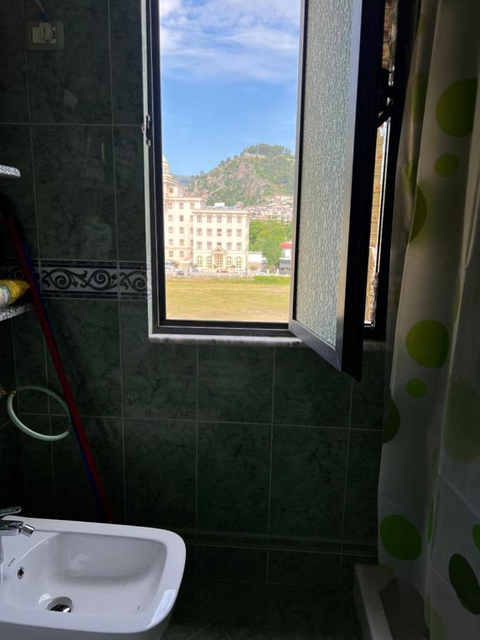 Entire Apartment Castle View Berati Exterior foto